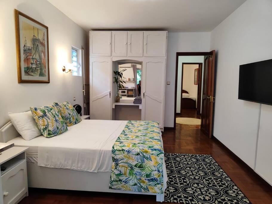 Apartamento Artists House Family Unit Rivière Noire Exterior foto